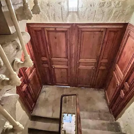Chez Lydia - Osez La Vie De Chateau ! Pont Du Gard, Uzes דירה