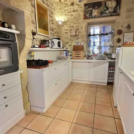 Chez Lydia - Osez La Vie De Chateau ! Pont Du Gard, Uzes * רמולין